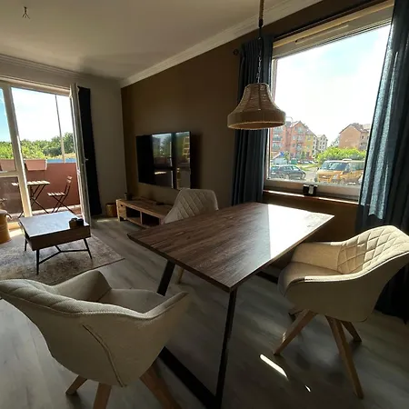 Przytulny Apartamento Lubiń